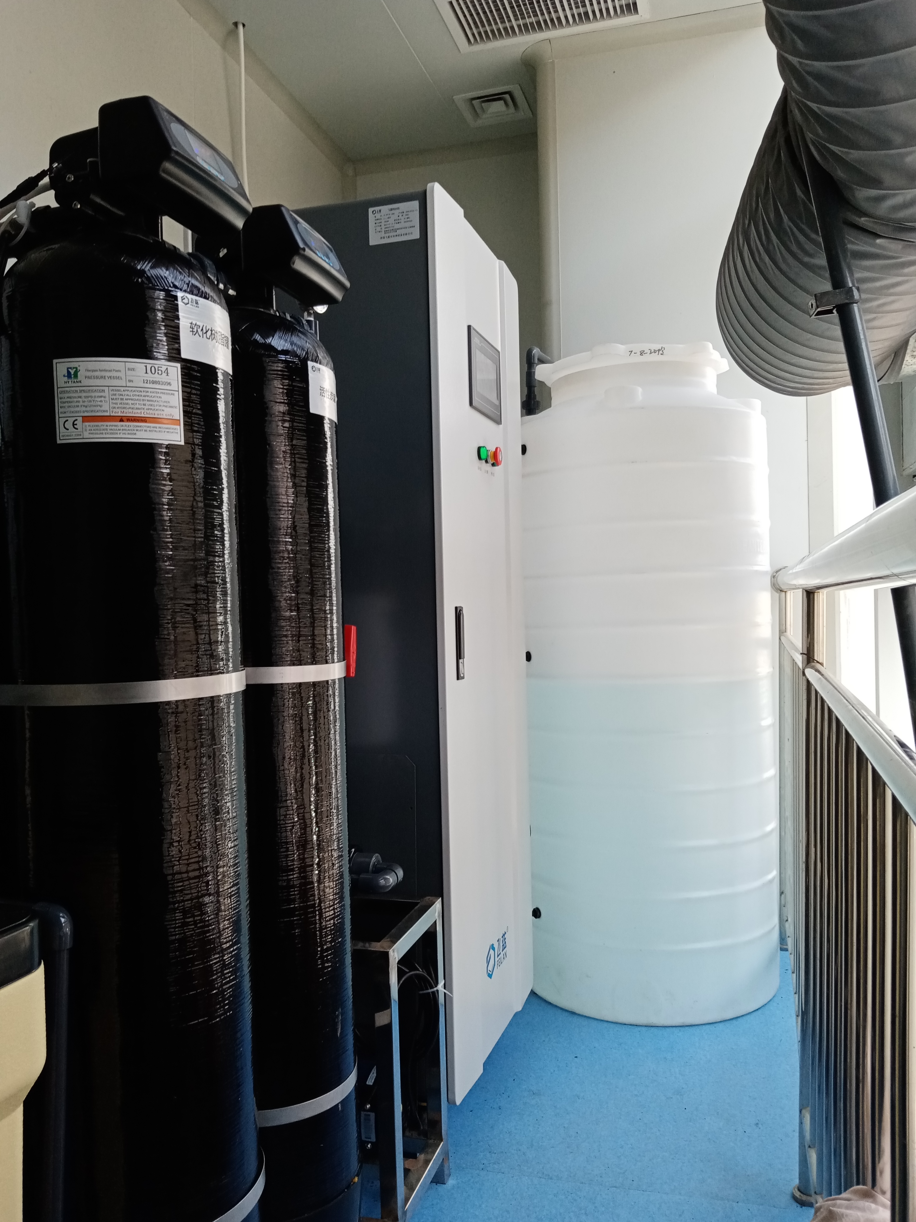 济南地区安装检验科600L超纯水机完成