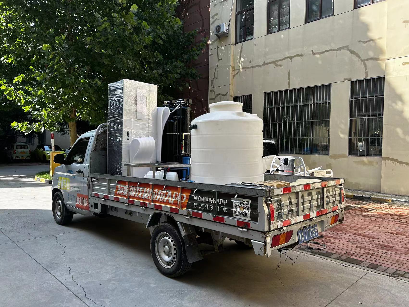 济宁地区500L医用纯水机发货发车