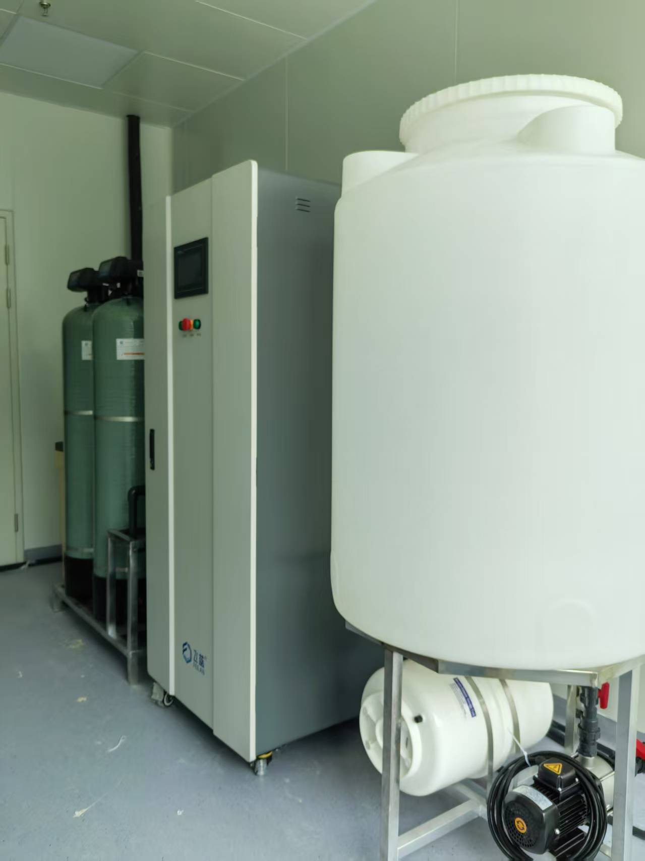 临沂市某医院EDI500L水机安装