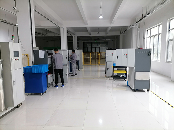 海外订单：出口英国的酸性电解水生成器加班生产中(图1)
